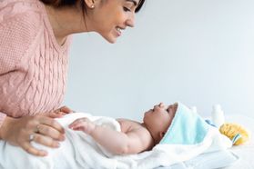 Die Babypflege - Grundausstattung & hilfreiche Tipps 