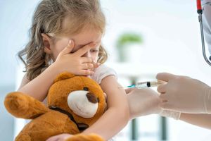So nimmst du deinem Kind die Angst vor Impfungen!