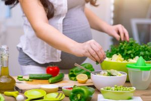 Vitamine und Nährstoffe in der Schwangerschaft – das brauchst du wirklich