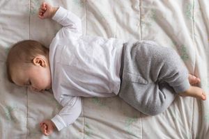 Schlaf, Baby, schlaf - So schaffen Eltern die beste Schlafatmosphäre